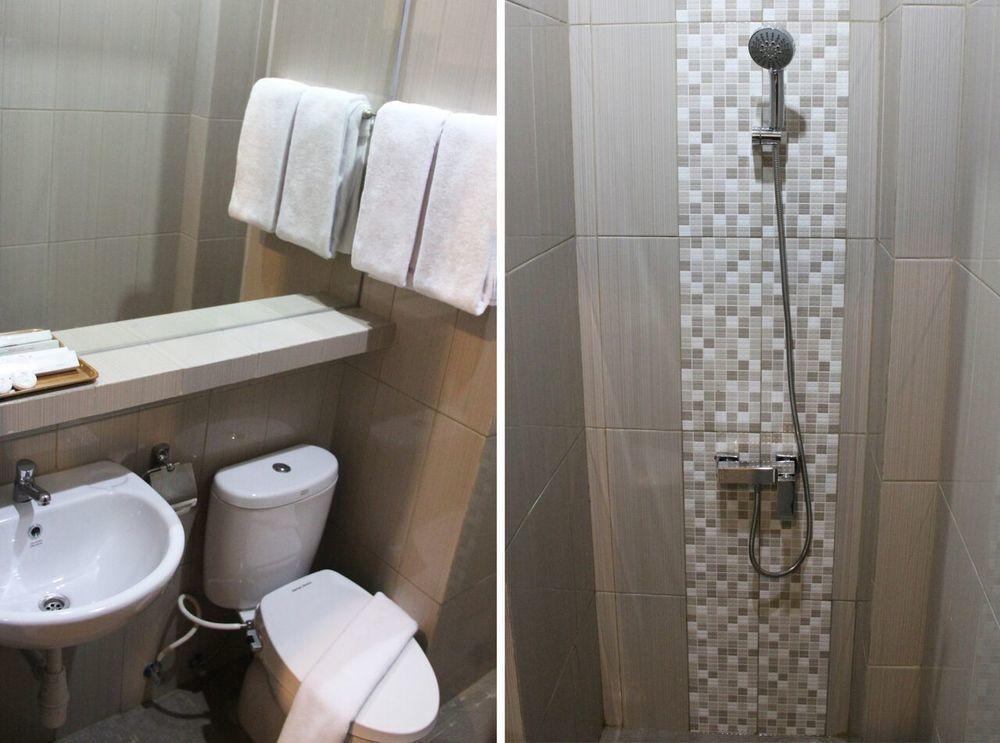 Luxpoint Hotel Baratajaya Surabaya Exteriör bild